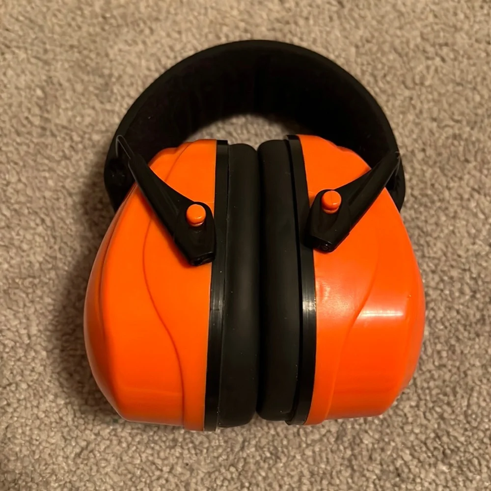 Remington Ear Protection - Picture 1 of 5